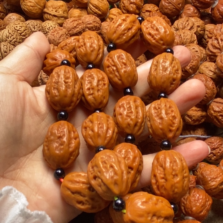 文玩核桃吊坠八棱小枣