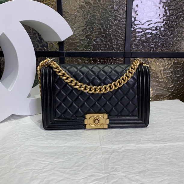 95新 Chanel/香奈儿 Chanel黑金中号leboy 25020032-03