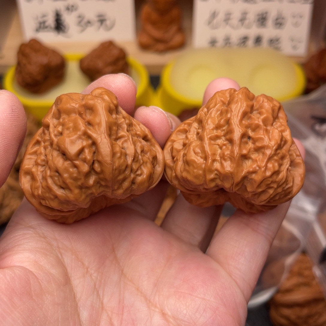 文玩核桃把件箭毒蛙40