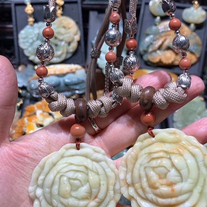 岫玉毛衣链未镶嵌