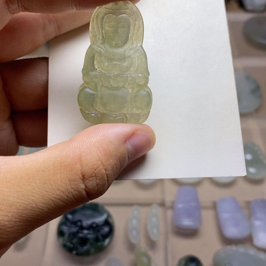 未镶嵌定制翡翠观音