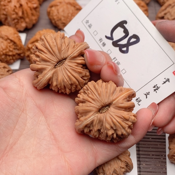 文玩核桃吊坠44楼子528