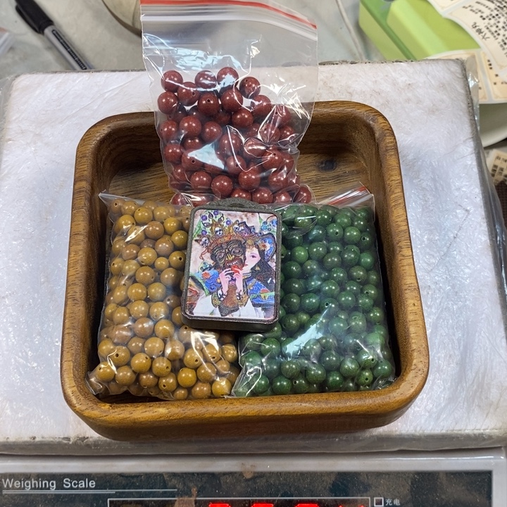 泥塑合香瑕疵珠拼黑水招财彩绘牌6