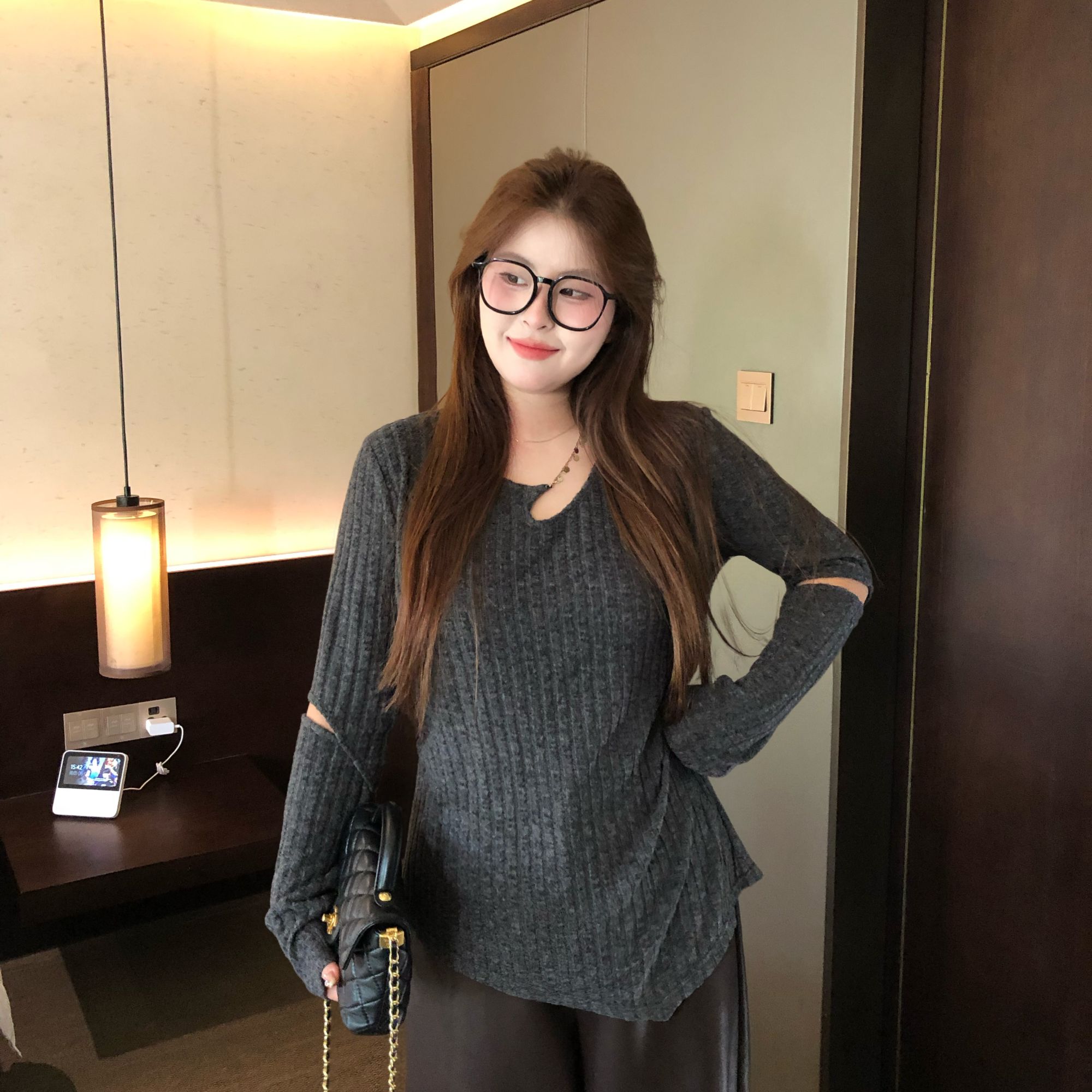 盈盈&南岛风大码女装设计感微胖mm打底衫秋季显瘦针织小衫ZYY2157
