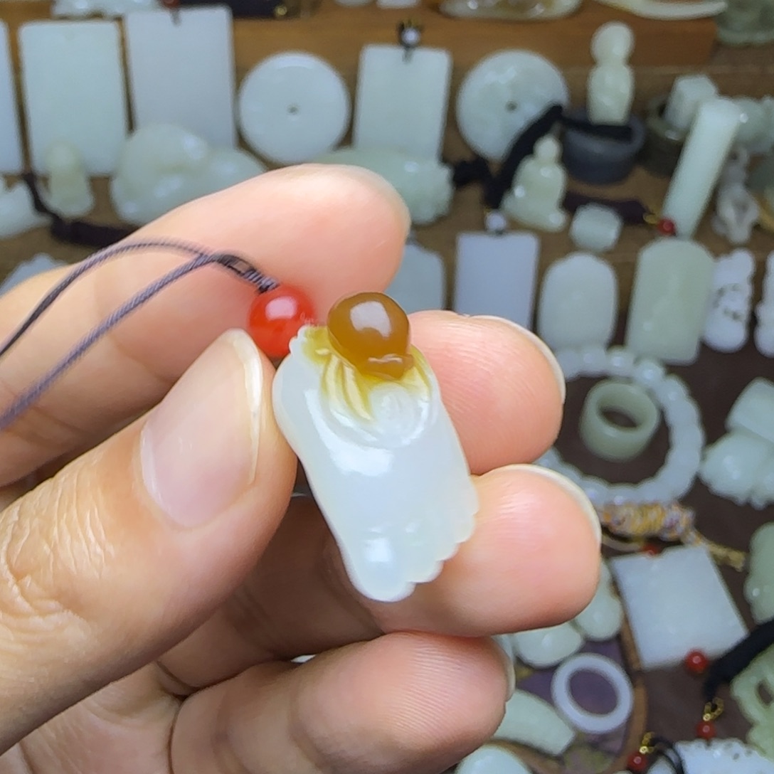 未镶嵌和田玉挂件