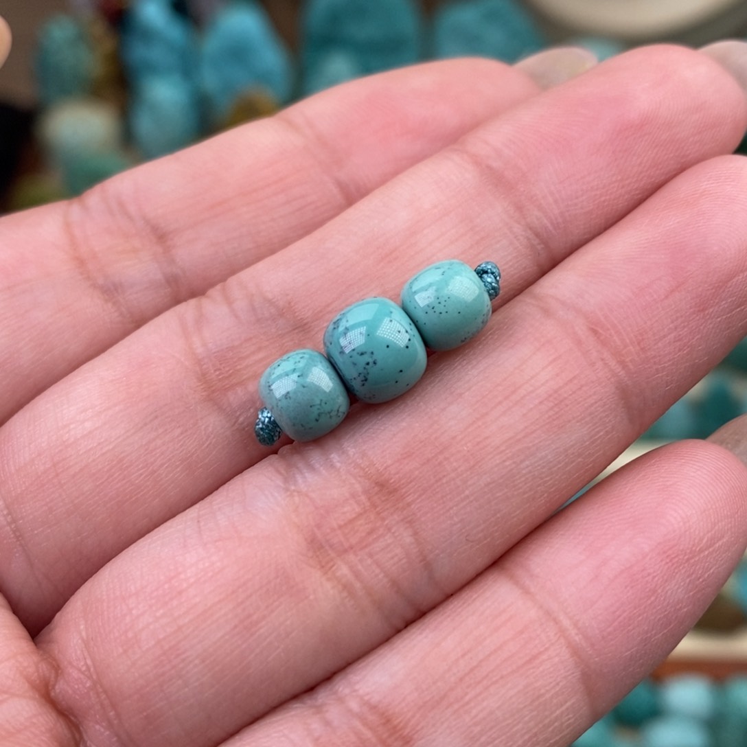 未镶嵌绿松石珠宝奇石