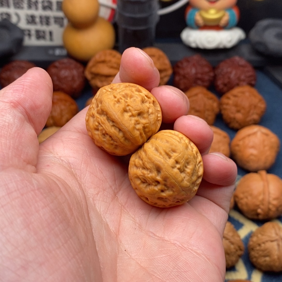 文玩核桃把件大****龙精品小手捻