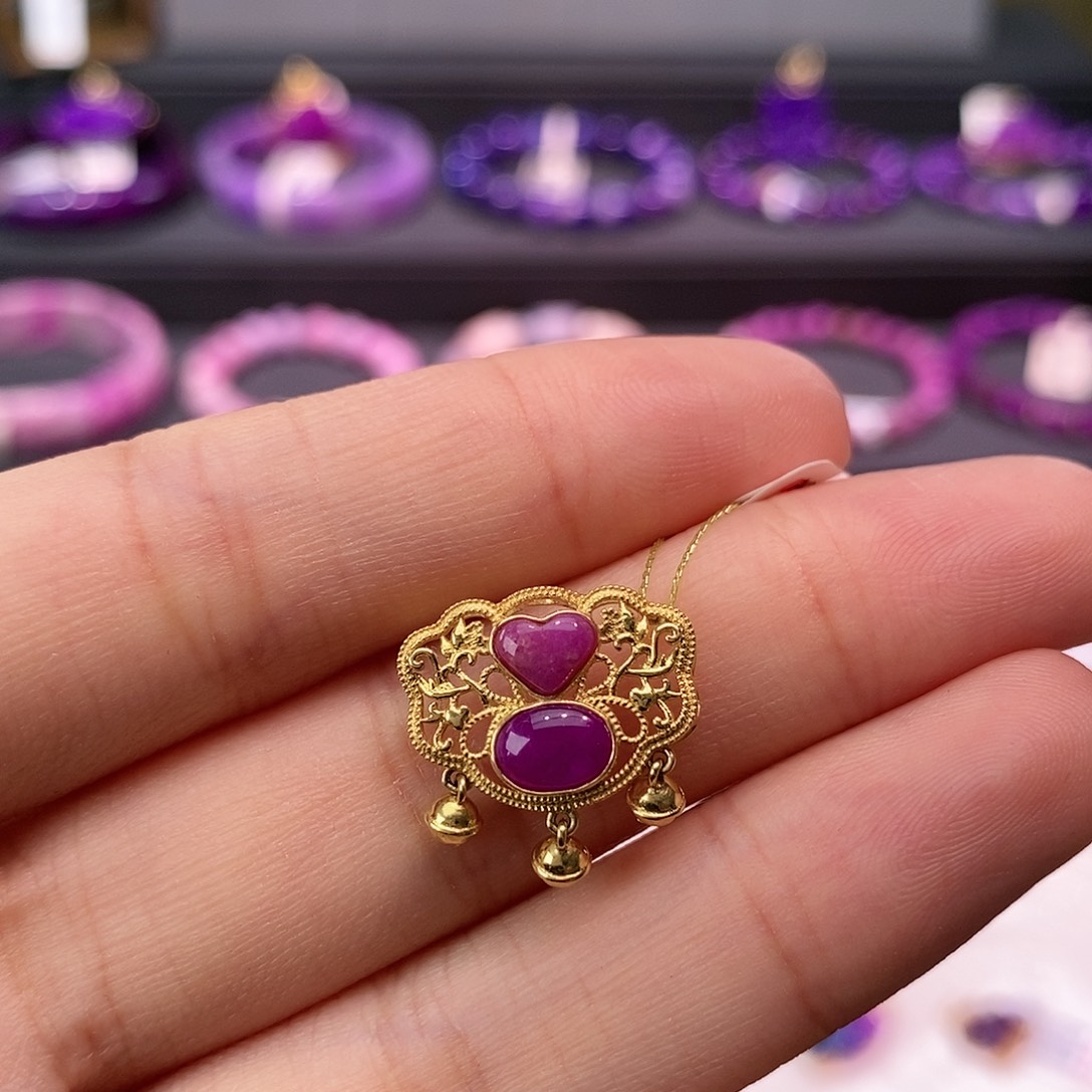 苏纪石（舒俱来）18K金镶嵌吊坠(不含链)