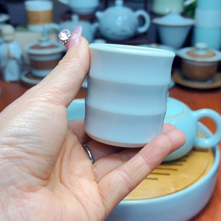 【闪购商品】全是正品汝瓷茶器，摆件展厅直播
