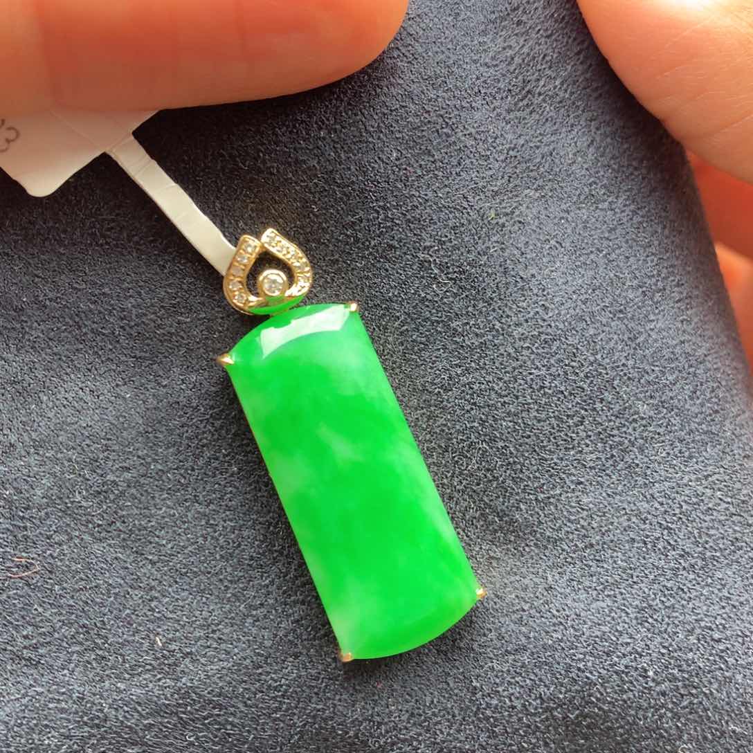 翡翠颈饰18K金镶嵌上新