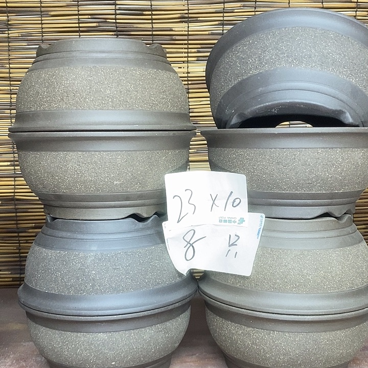 花盆紫砂我在外面