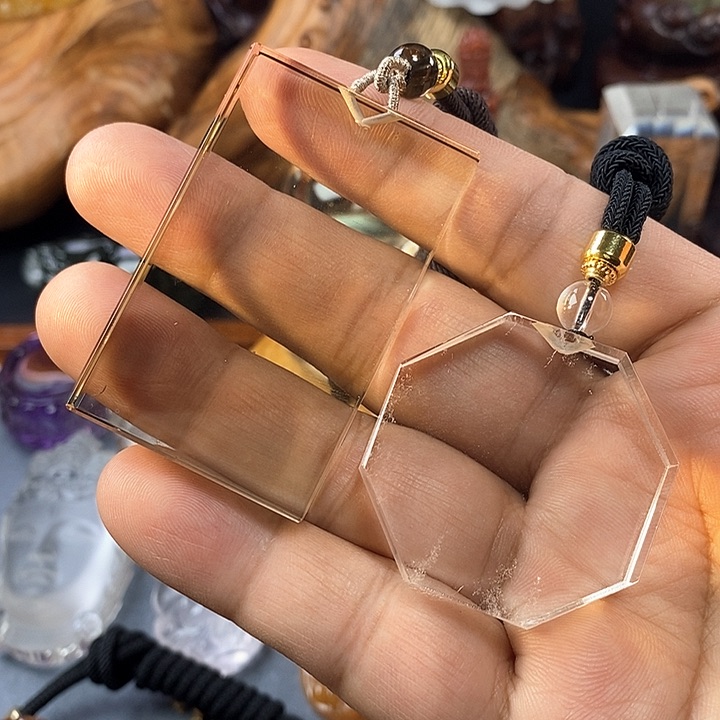 水晶颈饰未镶嵌公****明水晶