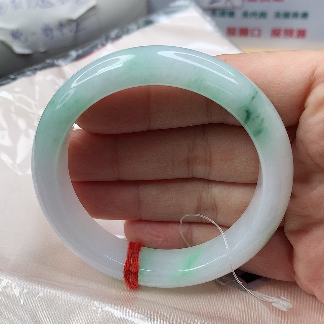 未镶嵌手镯翡翠10
