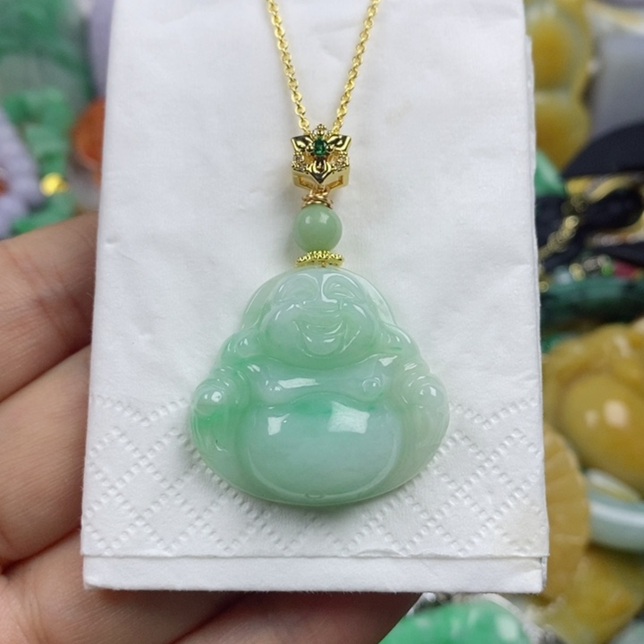翡翠吊坠(赠链)未镶嵌