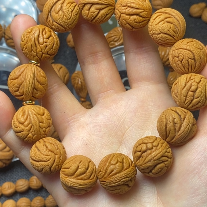 吊坠桃核秦岭山野生桃核