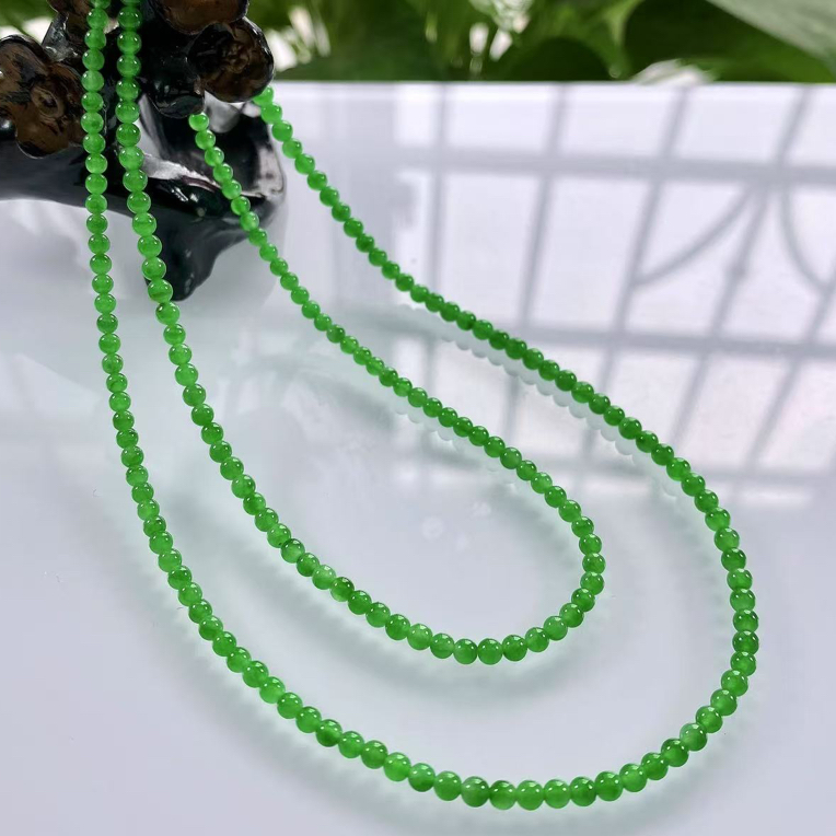 收藏级别，缅甸天然翡翠A货，卡3.5玻璃种浓正阳绿小米珠项链1008