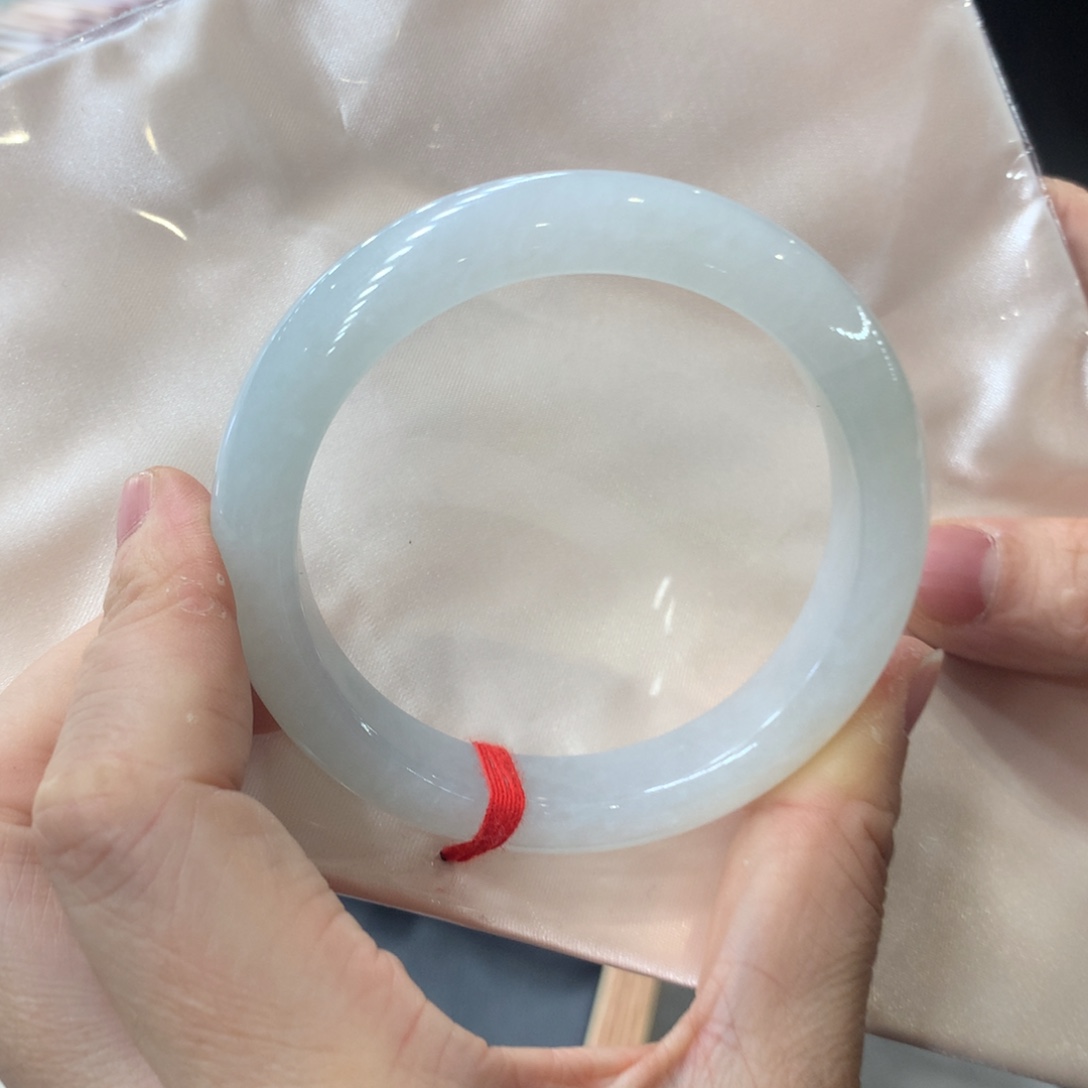 翡翠未镶嵌手镯翡翠