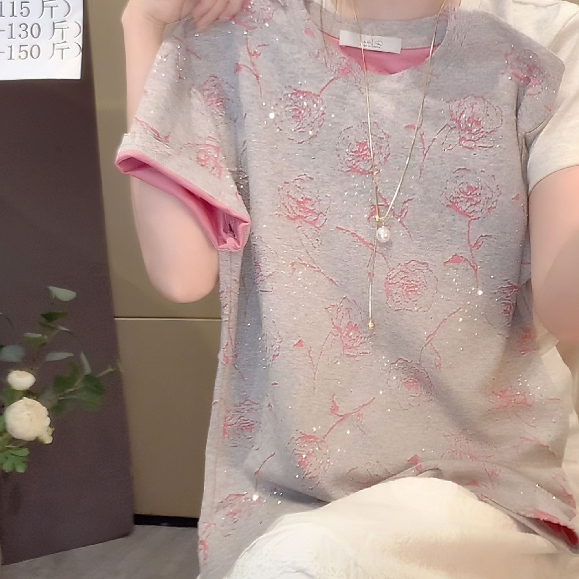 撞色玫瑰2025夏季新款圆领短袖女玫瑰设计感小衫遮肉显瘦百搭洋气