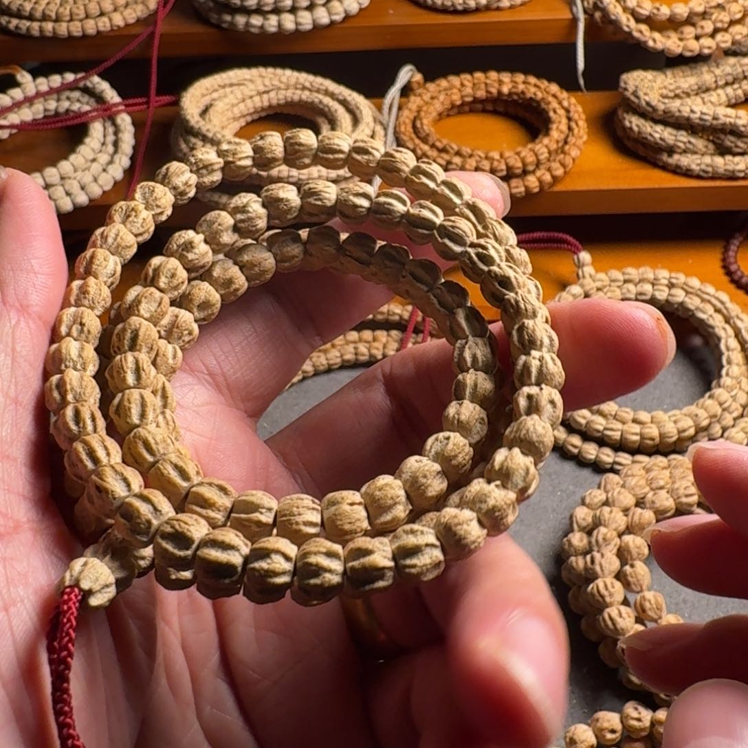 柏香籽/百香籽手串平****?7