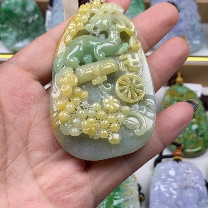 翡翠吊坠(不含链)未镶嵌