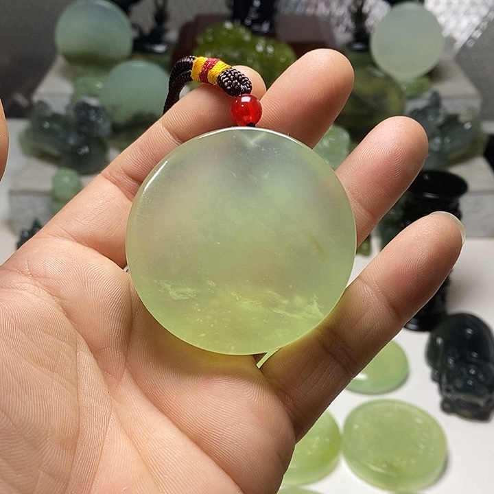 岫玉手把件未镶嵌