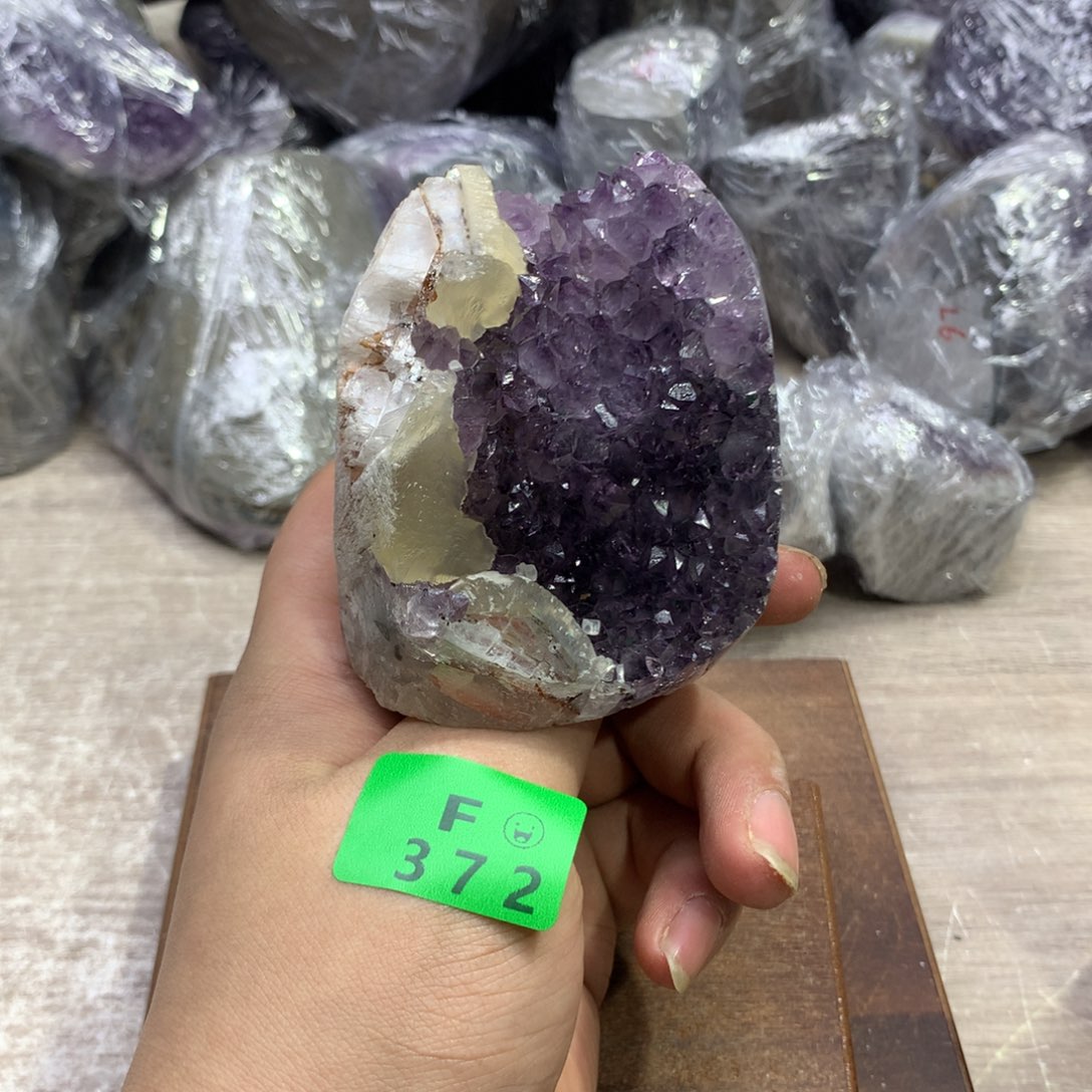 紫晶大型摆件（非配饰）未镶嵌