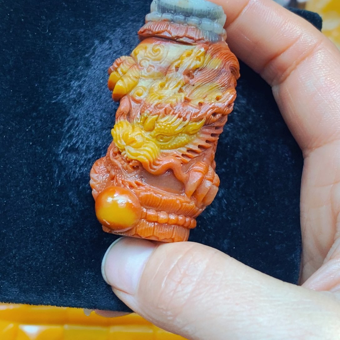 未镶嵌石英质玉（黄龙玉）吊坠(不含链)