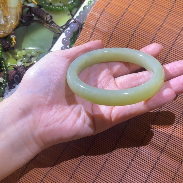 和田玉其它未镶嵌?*徐