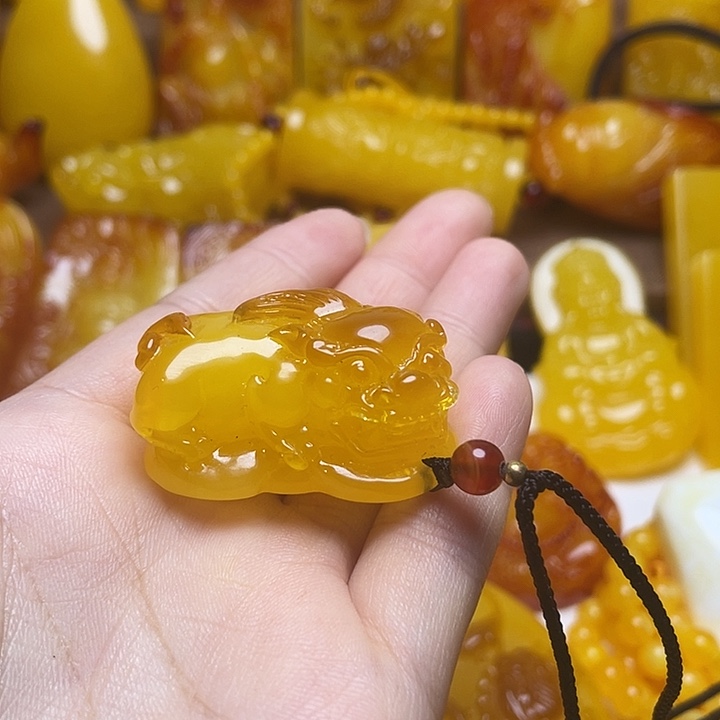 貔貅 俄罗斯新密。