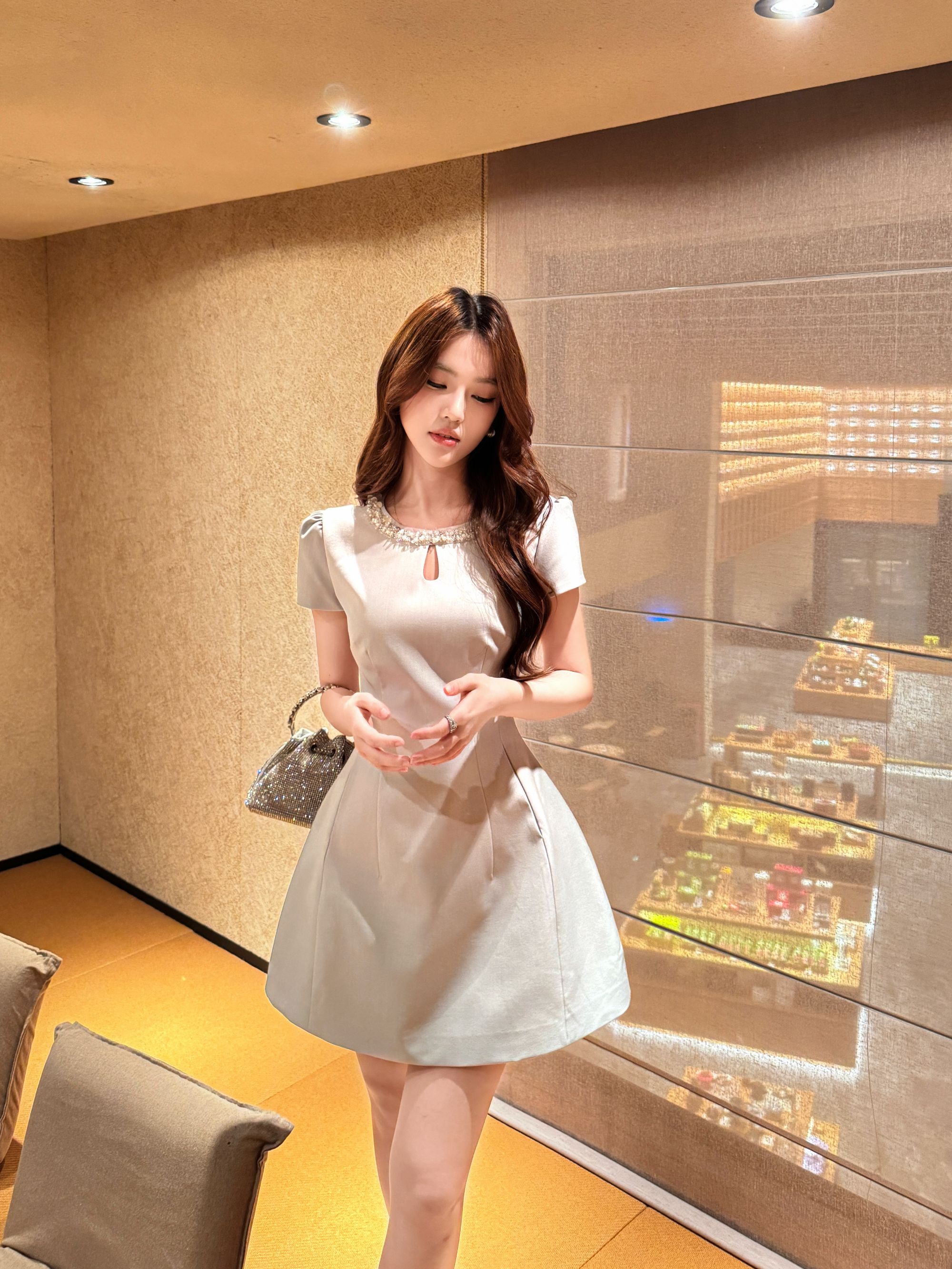 【星河灿烂】夏季新品设计感高腰氛围感轻奢收腰显瘦连衣裙TT1365