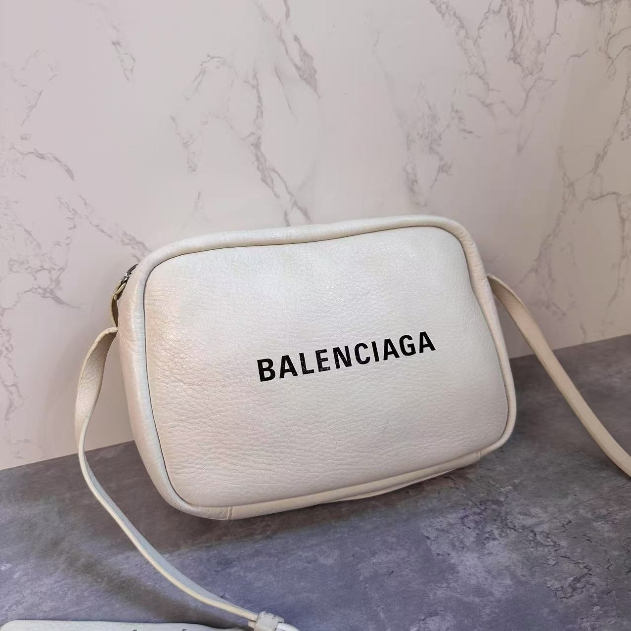 95新 Balenciaga/巴黎世家 乱乱子中古/女士/单肩包/107537