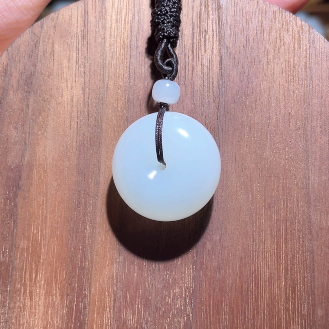 未镶嵌手链和田玉卡24.4