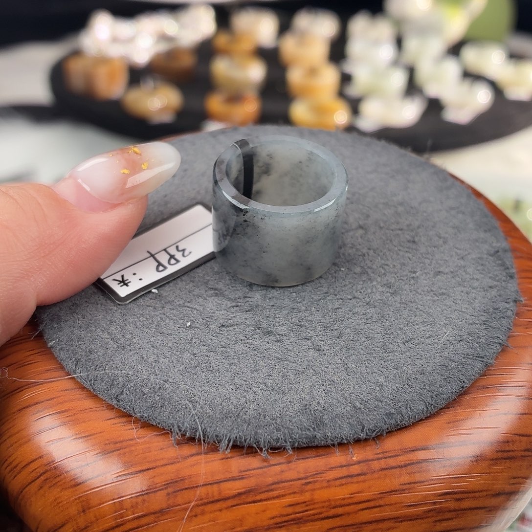 和田玉未镶嵌戒指S154青花圆切15.8