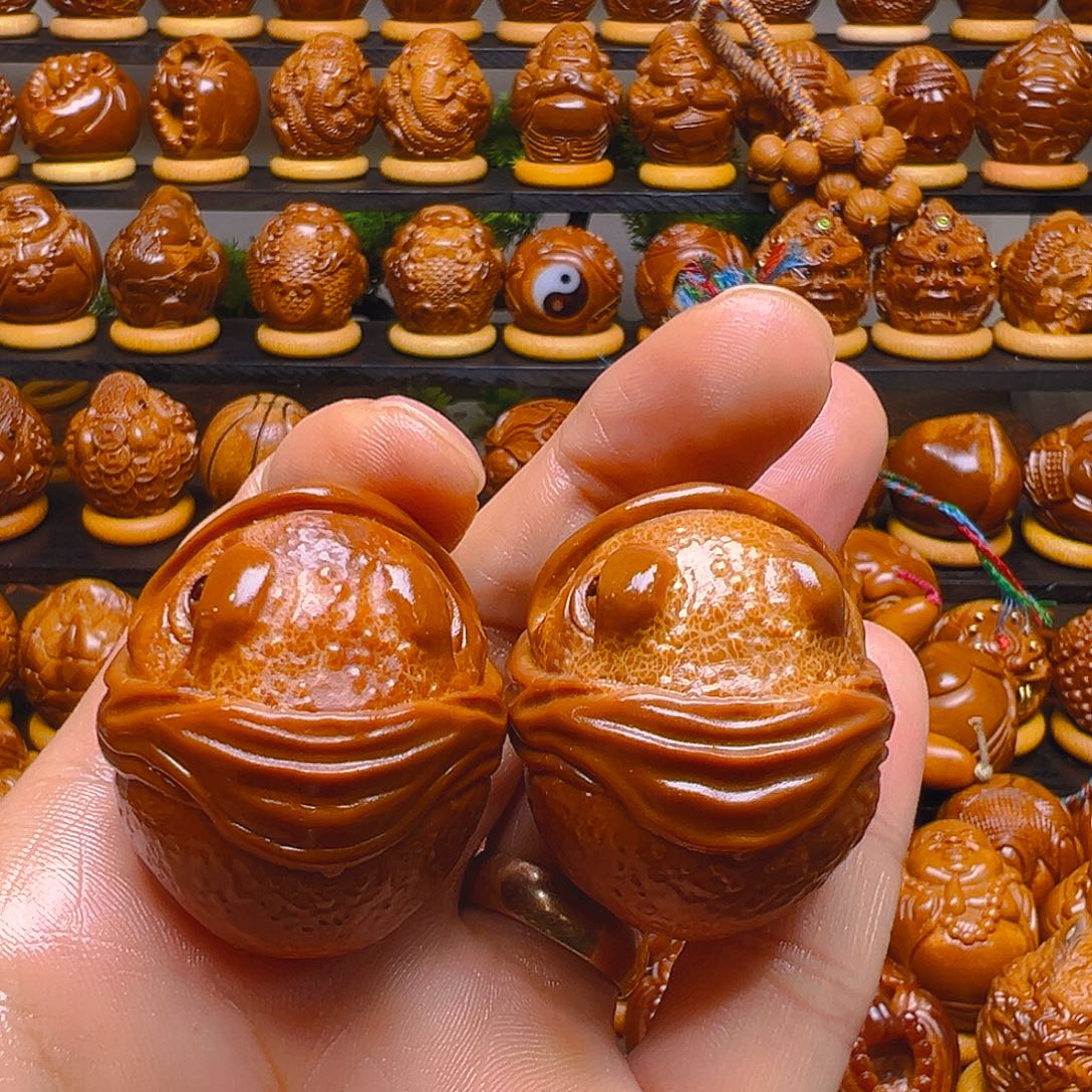 高***.橄榄核手串/手链吞金兽一对3.7