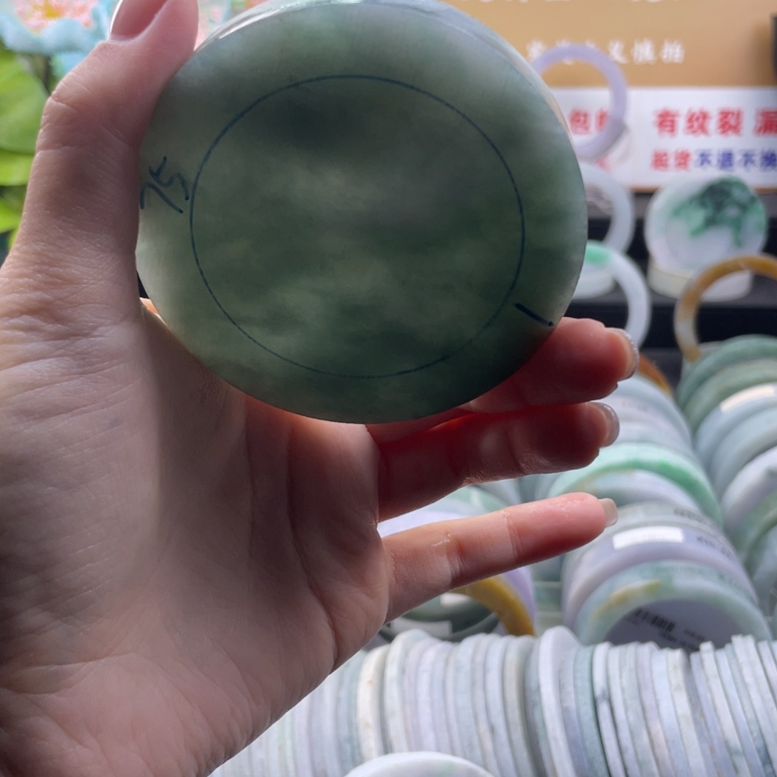 【闪购商品】未镶嵌手镯定制翡翠i****o