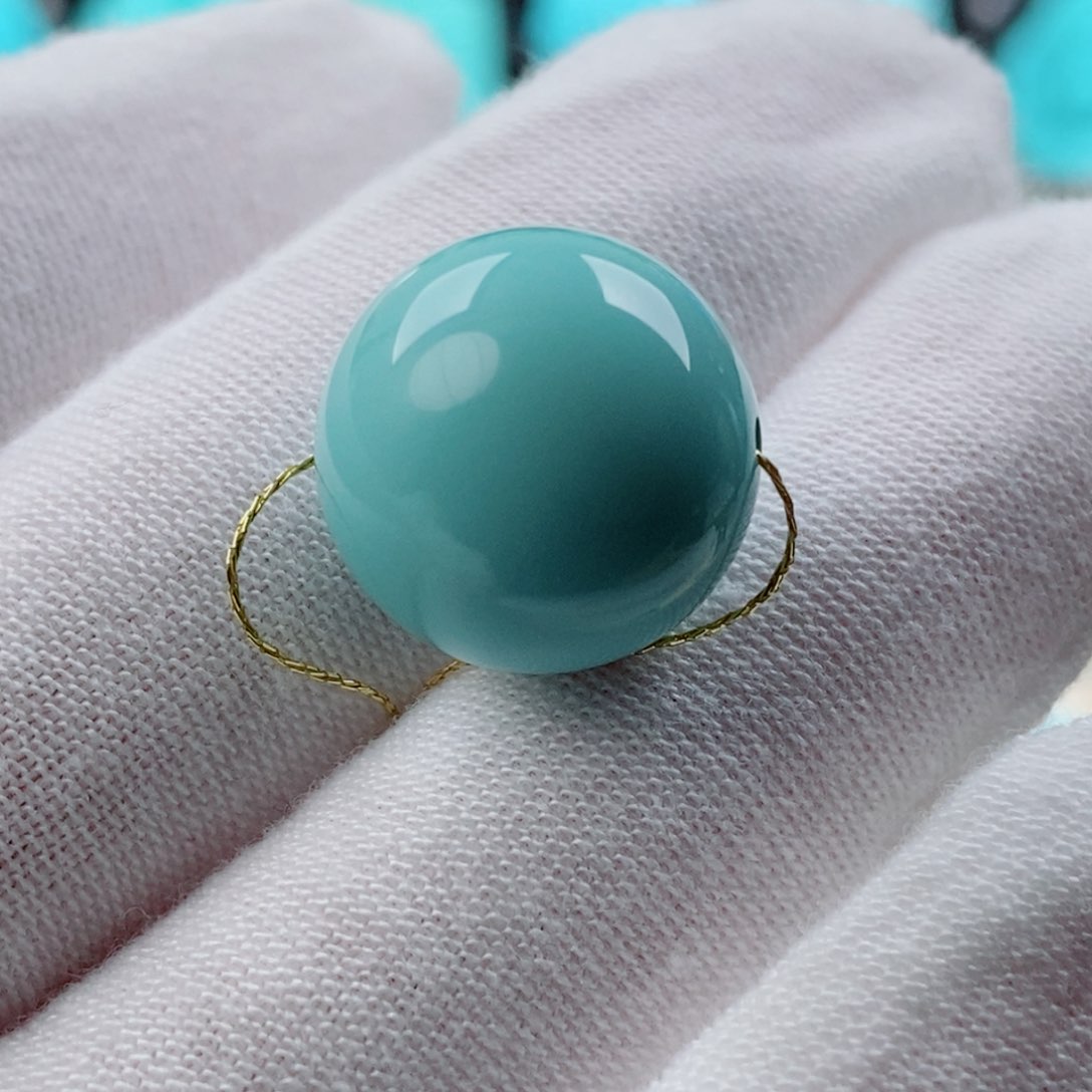 绿松石配饰未镶嵌