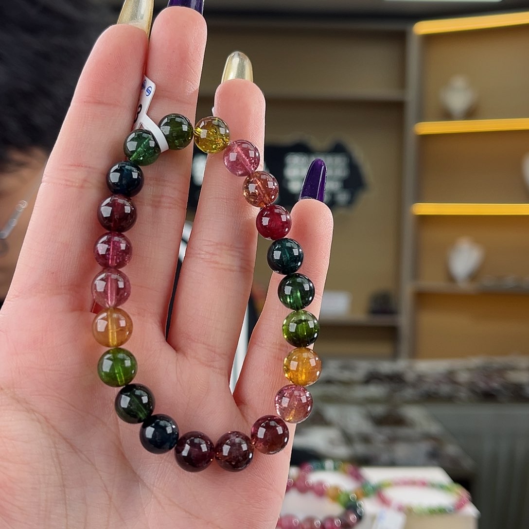 碧玺碧玺8mm（多样性发一件未镶嵌十**?