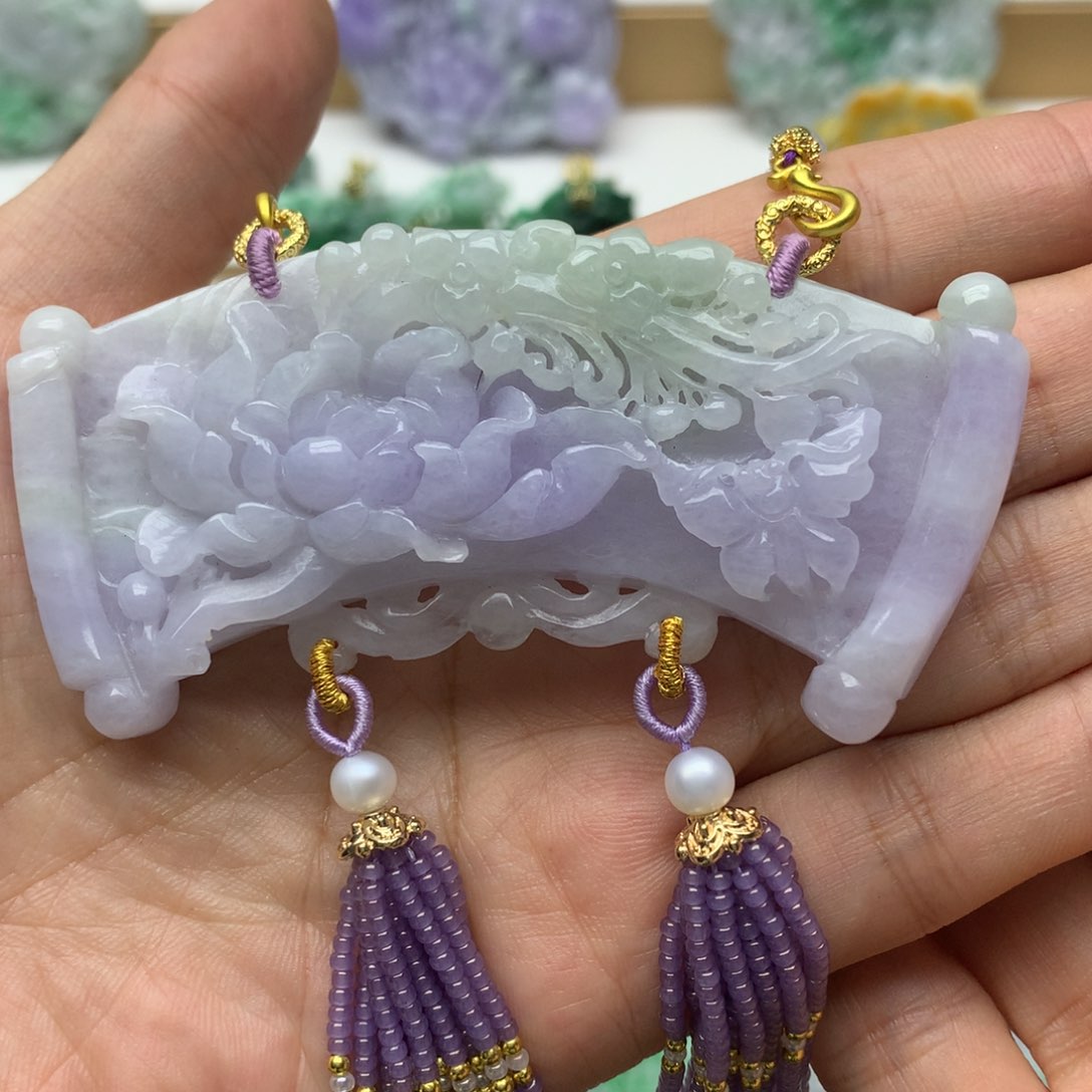 翡翠颈饰未镶嵌卿*翡翠