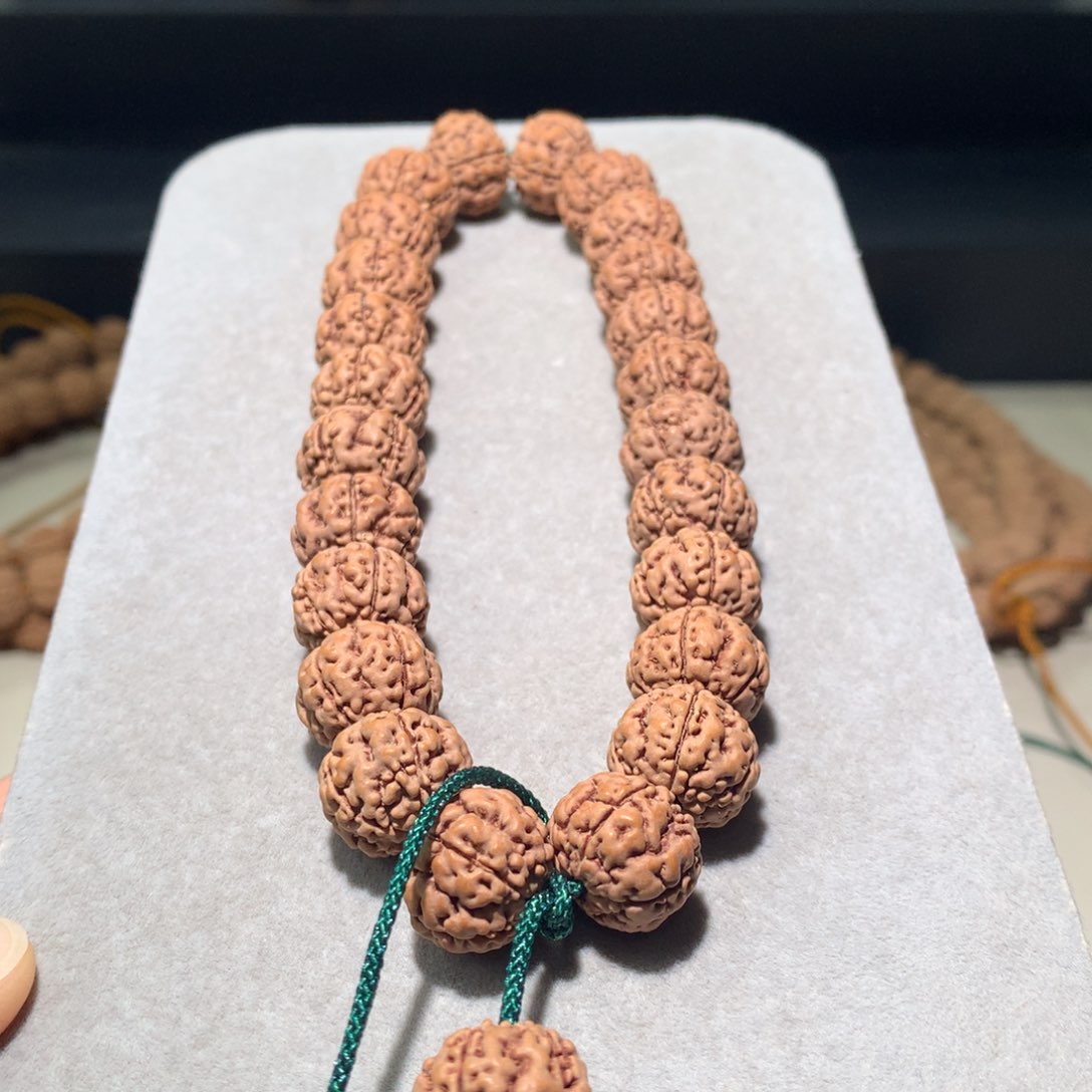 金刚菩提吊坠越**慢龙珠手串13.8