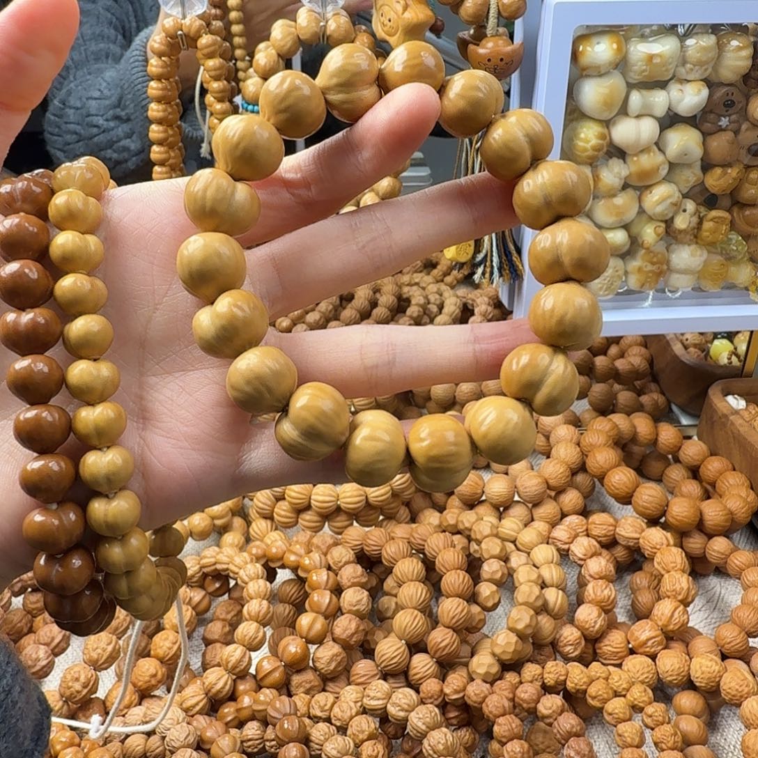 ****菩提籽类猴头手串