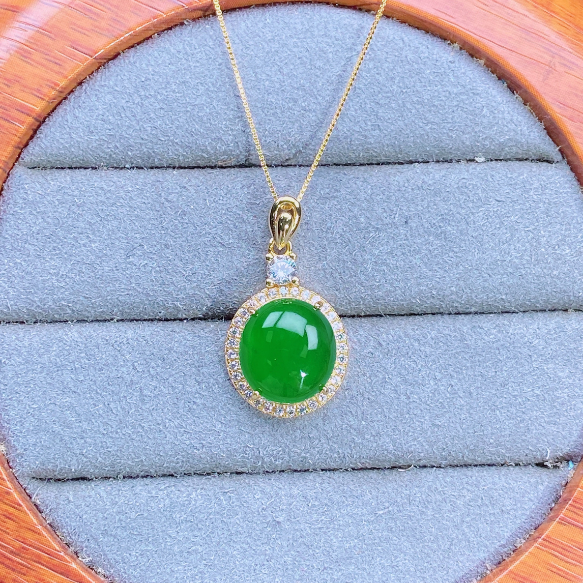 天然翡翠A货时尚轻奢设计款蛋面吊坠通体S925银镶嵌