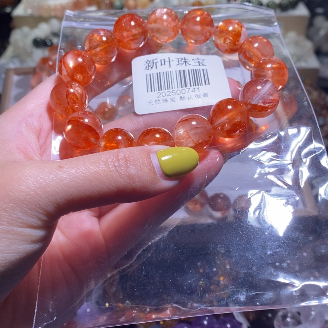 啦****水晶手串未镶嵌手链