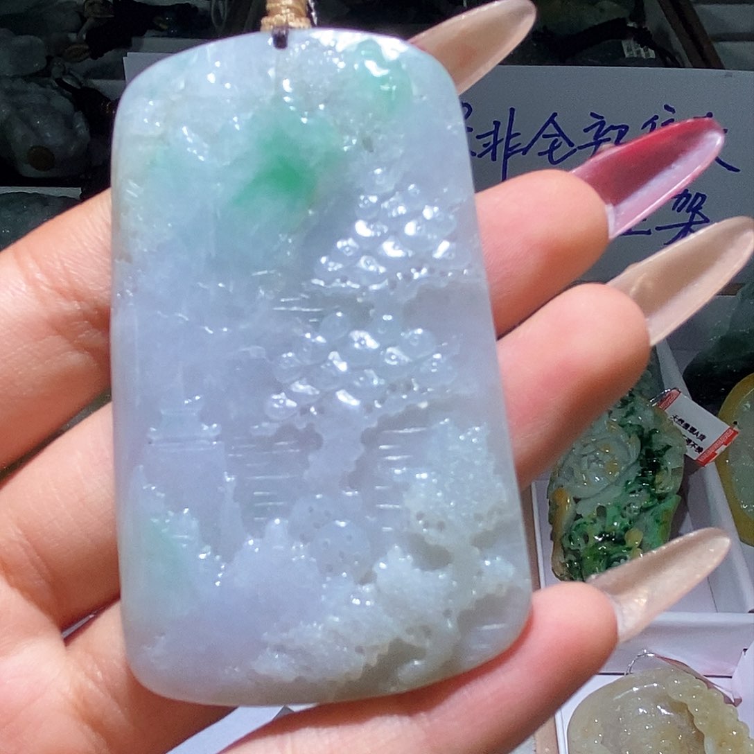 翡翠颈饰未镶嵌天然