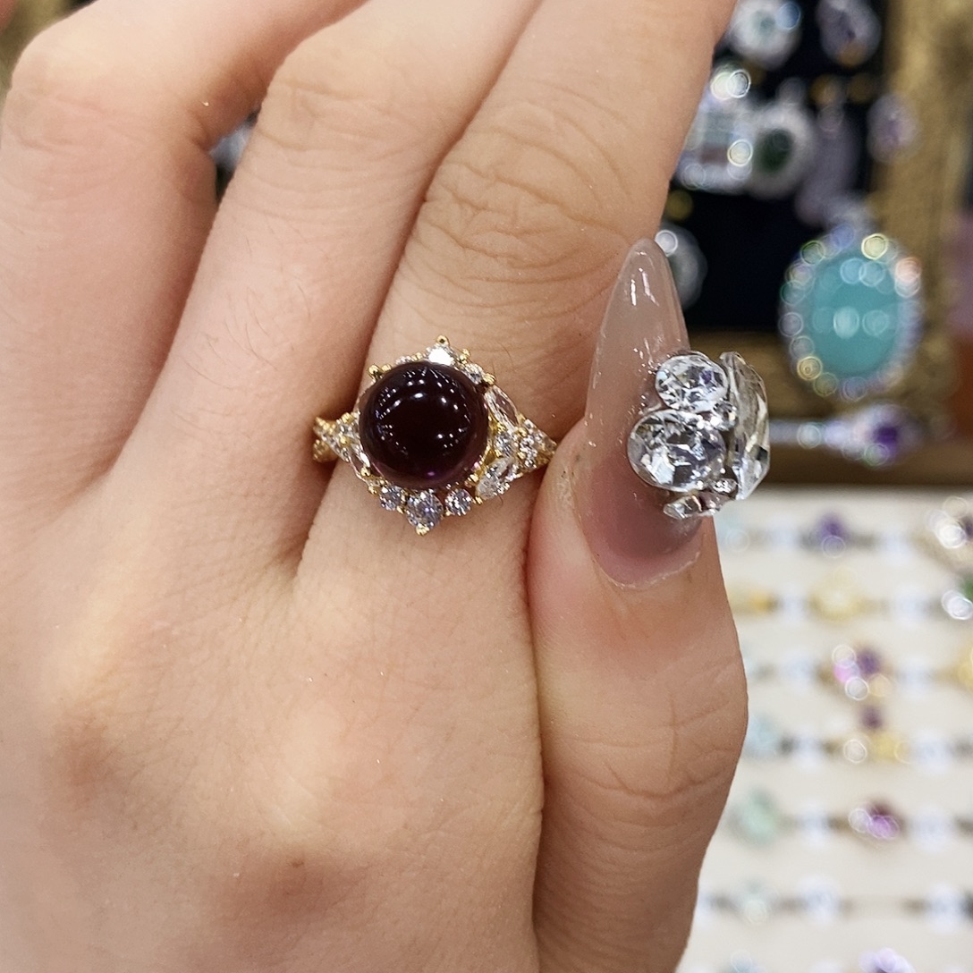 人***见银S925镶嵌蛇纹石玉颈饰