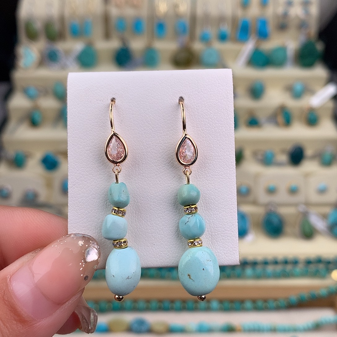 绿松石未镶嵌耳饰