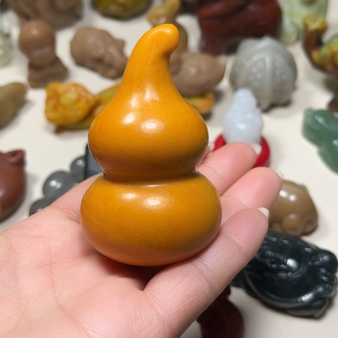 白玉菩提吊坠白玉菩提吊坠