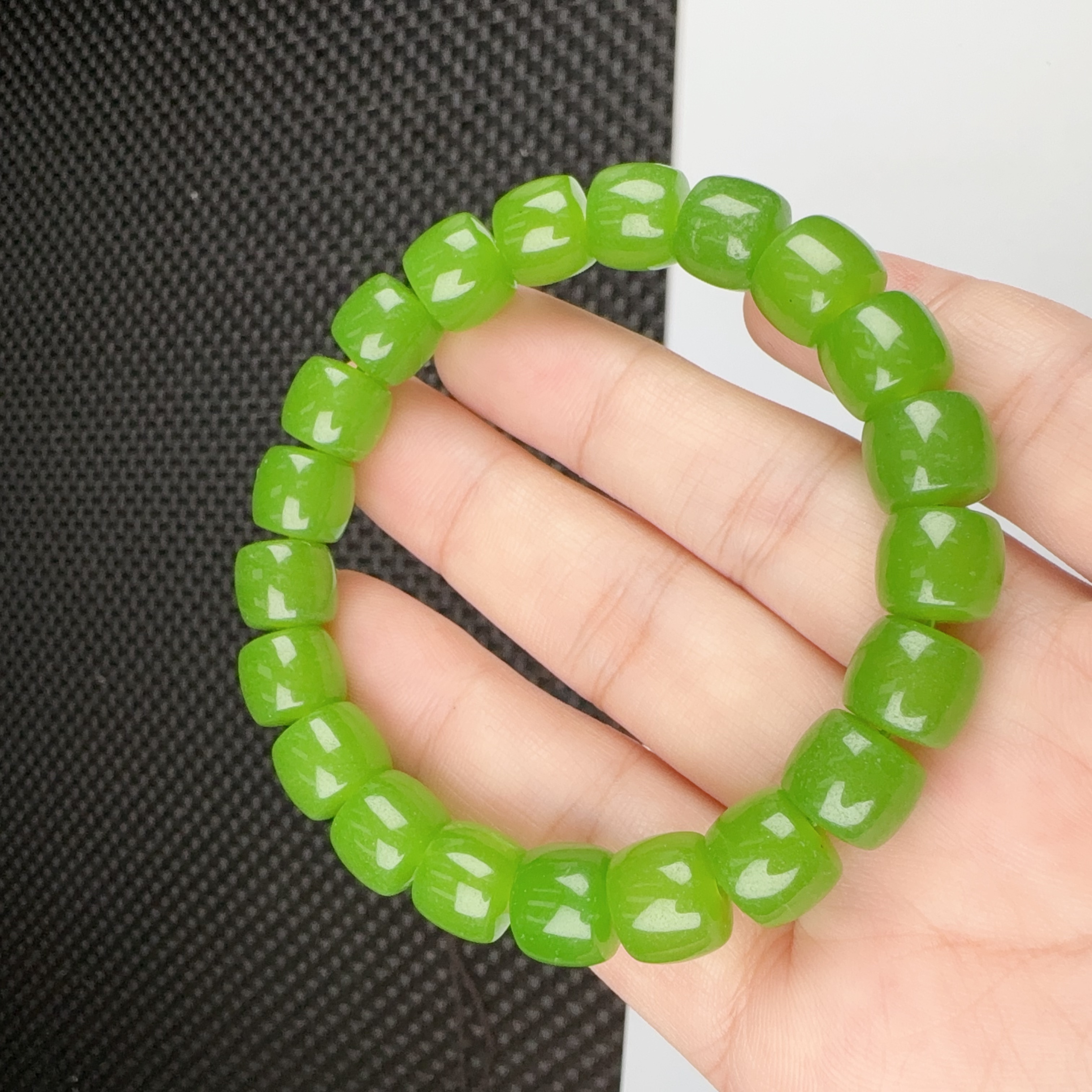 z48苹果绿老10m手串女款百搭时尚