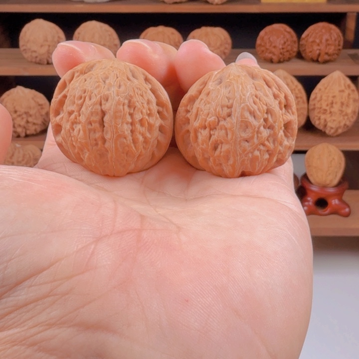 太***阳手串文玩核桃铁锤38/38/34