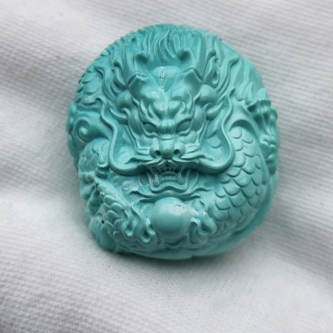 绿松石颈饰未镶嵌
