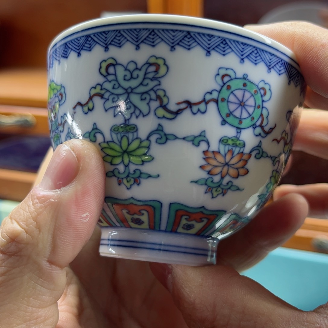 杯子白*手工手绘的陶瓷，